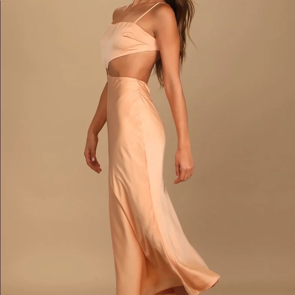 Peach Satin MIDI Dress - Picture 6 of 9